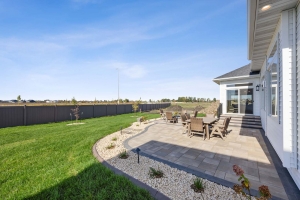 6833-victoria-heritage-homes-sunset-valley-horace-exterior-backyard-patio
