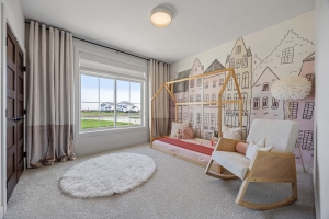 6833-victoria-heritage-homes-sunset-valley-horace-main-bedroom-2