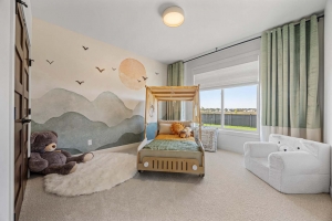 6833-victoria-heritage-homes-sunset-valley-horace-main-bedroom-3
