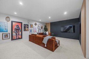 6837-santa-monica-heritage-homes-sunset-valley-horace-lower-level-living-room
