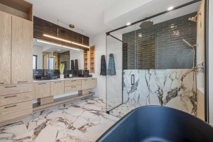 6837-santa-monica-heritage-homes-sunset-valley-horace-primary-bath