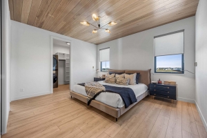 6837-santa-monica-heritage-homes-sunset-valley-horace-primary-bed